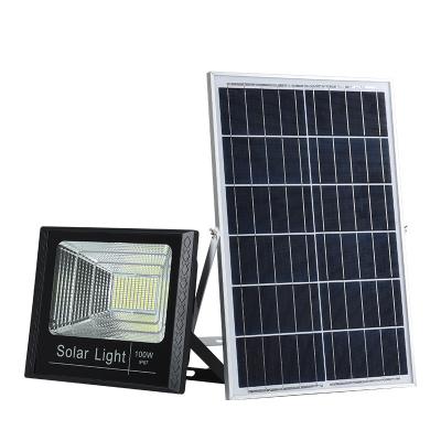 China Other this is the latest energy saving solar street light 25w 40w 60w 100w remote control solar street light led outdoor lighting for sale