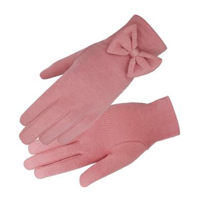 China Free sample factory fashion women pink bowknot fashion accessories insulated running glove for winter sports for sale