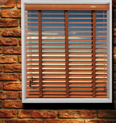 China Contemporary Window Decorate 25mm/35mm/50mm Basswood Blinds Venetian Curtains Blinds Wooden Window Shades for sale