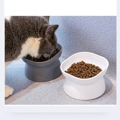 China New Arrival Porcelain Strain Free Pet Bowl Sustainable Hot Selling Cat Dish Wide Flat Dog Bowl for sale