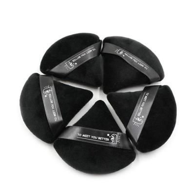 China Beauty Care Wholesale Triangle Custom Black Makeup Powder Cotton Puff Loose Triangle With Ribbon for sale