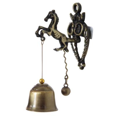 China Minimalist Decoration for Tradesmen, Wall Door Ornaments Retro/Classic Vintage Metal Horse Doorbell Indoor Outdoor Magnetic Wind Chimes for sale