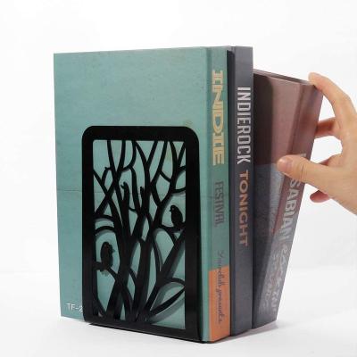 China Miscellaneous Metal Promotional Goods Using Modern Best Seller Bookends Letter Book End Bookends for sale