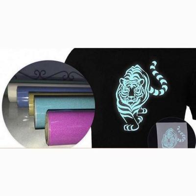 China Suitable For Wholesale Colored Reflective Casual Wear Heat Transfer Vinyl For Logo Cutting for sale