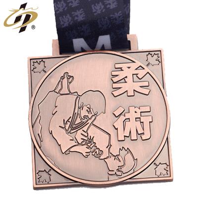 China Europe factory cheap selected custom new clean zinc alloy judo metal sports medals with ribbon for sale