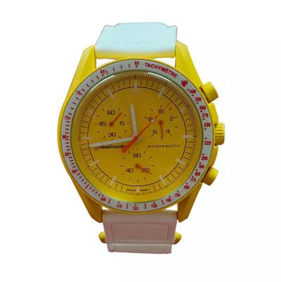 China Automatic Date Yellow Color Sports Wristwatch Mens Plastic Womens Moon Quartz Watch for sale