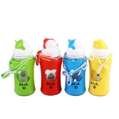 China 550Ml Kids Water Bottle Baby Straw Cup Sports Portable Stocked Leakproof Drinking Plastic Cup for sale