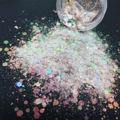 China Chunky PET Craft Glitter Powder in Eco-friendly Bulk Opal for Other Holiday Supplies for sale