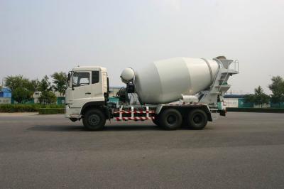 China Van de Dongfeng (6*4) Concrete Mixer Vrachtwagens 8 - 10cbm 6x4 met 350L Watertank Te koop