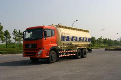 Chine Dongfeng 6x4 22cbm sèchent la poudre en vrac de camion/talc, camion de réservoir en vrac de ciment à vendre