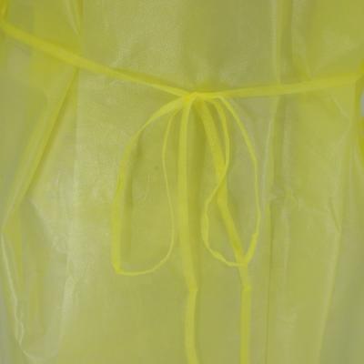 China PP PE Coated Yellow Isolation Gown Big Plastic Isolation Gown Qualified Export PP PE Coated Big Yellow Isolation Gown Plastic Isolation Gown for sale