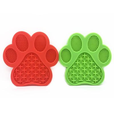 China Non-automatic Bath Time Happy Silicone Lick Mat For Dogs Slow Feeder Rolls Pad For Cats Pets With Suction Cup for sale