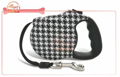 China Houndstooth Print Retractable Dog Leash With Rubber Grip Handle For Carrying for sale