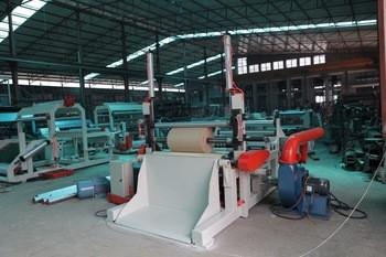 China Máquina que raja de papel 375m/Min del rollo del papel de máquina de 70GSM que convierte 1045m m en venta