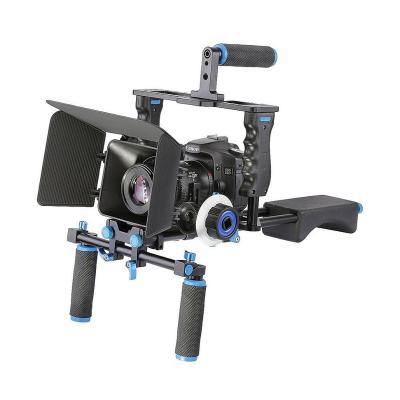 China Professional Aluminum Plastic Shoulder Rig Kits Photographic Alloy+ABS YELANGU D221 Camera Mount With Camera Cage For Dslr Camera for sale