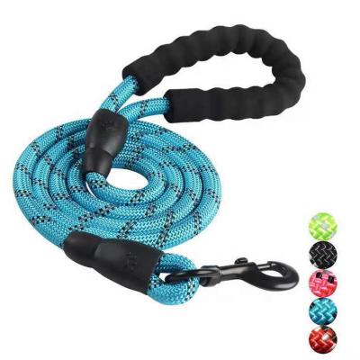 China Amazon Round Rope Hit Rope Dog Leash Multi Color Heavy Duty Durable Nylon Reflective Dog Leash for sale