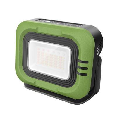 China Multifunctional Portable Outdoor Camping 8w Energy Saving Led Solar Work Camping Light Lamp for sale