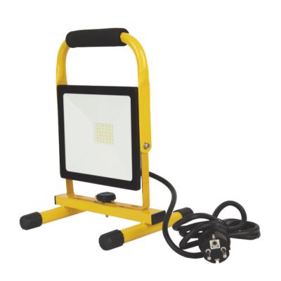 China Ultra-bright Multifunctional Universal Outdoor and Indoor 20w Lighting Portable Square Led Work Light for sale