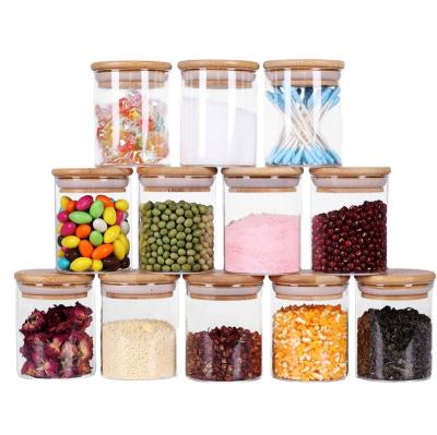 China Heatable YOLOWE HOME 12-Piece Set 4 oz Borosilicate Glass Shaker Jars Cute Bamboo Lids Home Kitchen Coffee Storage Spice Organization for sale