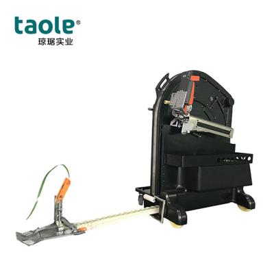 China Food Shanghai Auto-Feeding Powered By One Person Clever Comfortable Paddle Strapping Feeder Chain System for sale