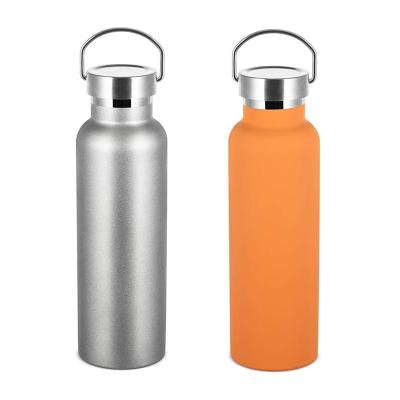 China Hot Sale PORTABLE 20oz Double Walled Drinking Water Flask Insulated Stainless Steel Water Bottle Easy To Use For Camping for sale