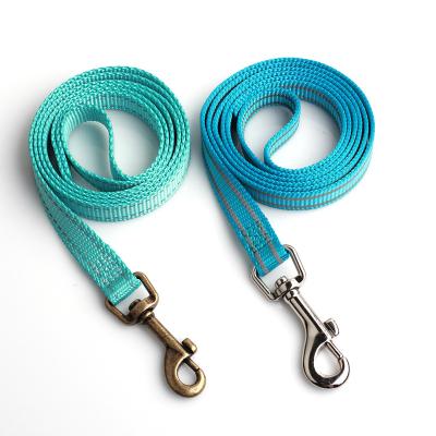 China Thoughtful Product Factory Supply Customized Customized Striped Pattern Rope Pet Nylon Leash for sale