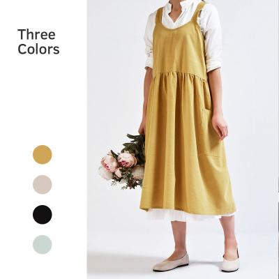 China Fashionable Make Wholesale Canvas Aprons For Women With Pockets Adjustable Cross Back Pinafore Apron Dress For Garden Kitchen Custom Logo OEM for sale