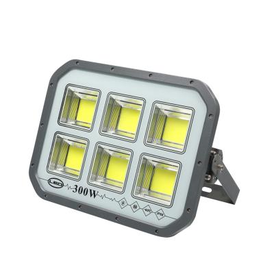 China Environmental Protection Energy Saving High Lumen AC165-265V Handybrite Led Floodlights 50w 100w 200w 300w 400w 500w 600w Ip65 For Outdoor Portable Housing for sale