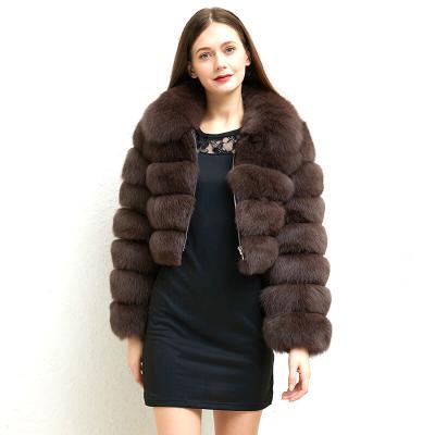 China Custom Made Thick Warm Thick Warm Women's Winter Fox Fur Jacket Breathable Fashionable Cropped Real Fur Coats With Collars for sale