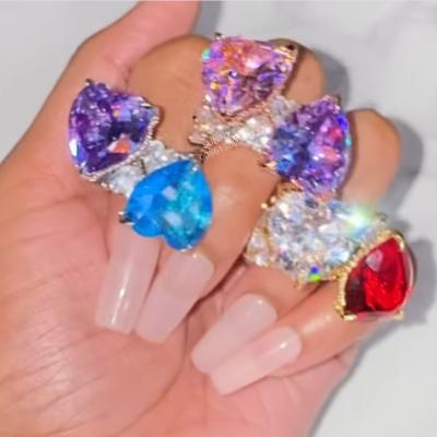 China 2022 New Arrived CLASSIC Fashion Bling Bling Baguette Zircon Diamond Heart Rings For Women for sale