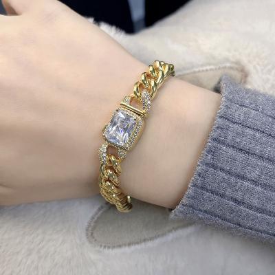 China Hot Selling Fashion Jewelry Charm Chains For Women And Men Iced Out Zircon Gold Plated Link Chain Bracelet for sale