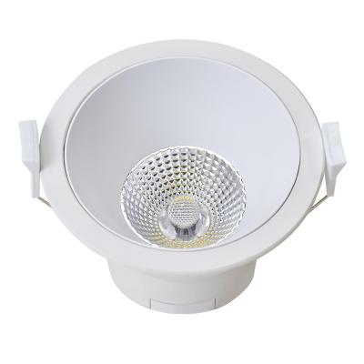 China Lange levensduur 9W 0.6mm COB Embedded LED Downlight in Modern Design voor 3,5 inch kabel Te koop