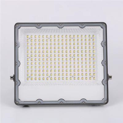 China 15000 Hours Working Time High Power Cold White Solar Floodlight for Warehouse Stadium Garden for sale