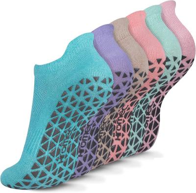 China Antibacterial Elastic and Crew Socks Breathable Silicone Non Slip Socks Unisex Socks for sale