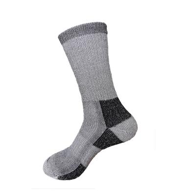 China High Quality Soft Elastic Antibacterial Quick-Drying Men Black Running Socks Sports Sports Football Grip Socks for sale