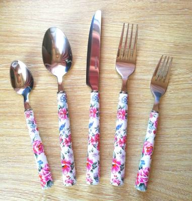 China Sustainable Stainless Steel Flatware 20 Piece Serving Handle Plastic Cutlery Set For 5cutlery Set Peony Flower Printing for sale