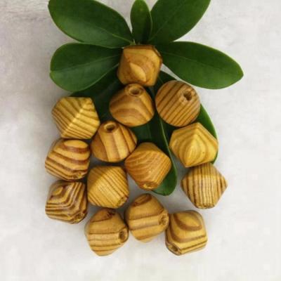 China 19*19mm Eco-friendly Large Cheap Natural Unfinished Flower Wooden Beads Rhombus Beads for sale