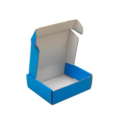 Chine Les cartons d'expédition/carton de pliage personnalisés enferme dans une boîte la couleur de Customzied à vendre