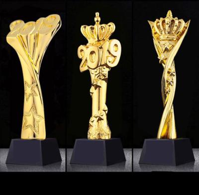 China 2019 Wholesale Europe Oscar Corner Star Ploy Resin Trophy Crystal Golf Souvenir Award Competition Sports Award Gift for sale