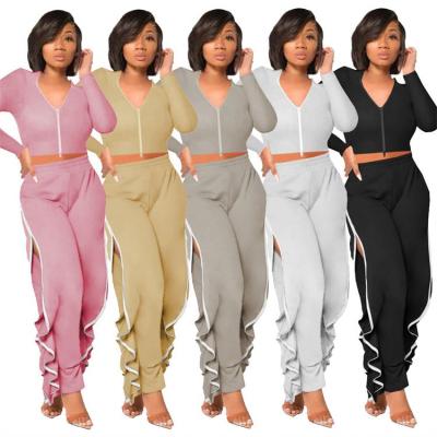 China Breathable delivery of 2021 custom logo women's two-piece joggling short sweatpants and hoodie set for sale