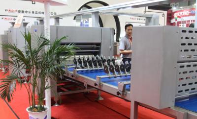 China Industrielle Laminiermaschinen-Maschine mit 10000 Pcs/Hr, automatischer Pizza-Maschinen-Kunden-Schneider zu verkaufen