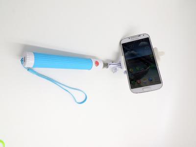 China Extendable Bluetooth Selfie Stick for Android IOS for sale