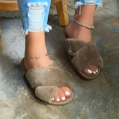 China 2020 New Fur Fashion Cross Open Toe Slippers Plush Slippers Drop shipping Slippers For Women for sale