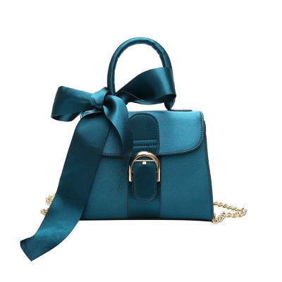 China 2021 new fashion wild hot sale handbag bow handbags velvet style handbag European and American mini for sale