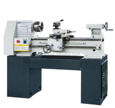 China Manual Lathe Mini Universal Lathe Machine High Precision Horizontal 1 Year Warranty en venta