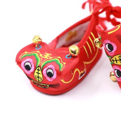 China Hot Sale Chinese Style Baby Hand Embroidery Flat Shoes With Great Price for sale