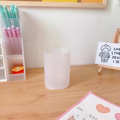 China 2022 Eco-Friendly Desktop Office Stationery Storage Storage Brush Jar Container Plastic Circular PS Pen Holder for sale