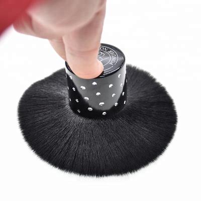 China Blusher Shenzhen Makeup Brushes Factory Supplier Custom Black Glitter Kabuki Makeup Gift Brush for sale