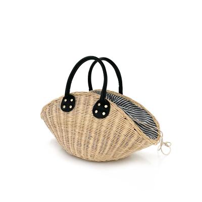 China Fashion Half Moon Summer Rattan Beach Tote Bag Rattan Straw Shopping Basket Straw Clutch Handmade Woven Weaving Handbags for sale