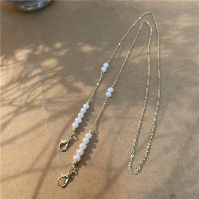 China Easy Personalized Gold Pearl Chains To Hold Masking Glasses Face Necklace Masked Pearl Chains Custom for sale